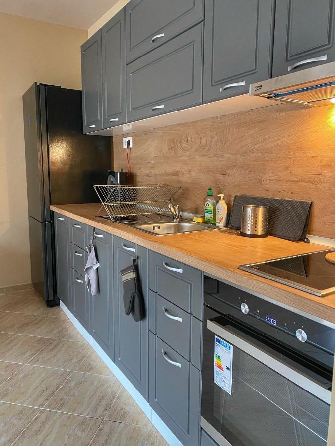 Stylish Urban Apart New 2021 Close To The Beach Varna Dış mekan fotoğraf