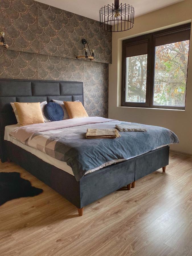 Stylish Urban Apart New 2021 Close To The Beach Varna Dış mekan fotoğraf